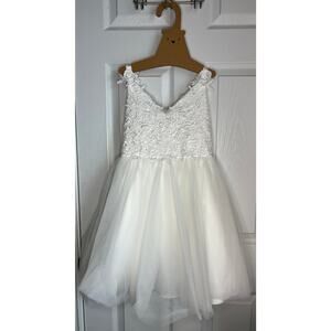 White Embroidery Bow Formal Dress sz 8